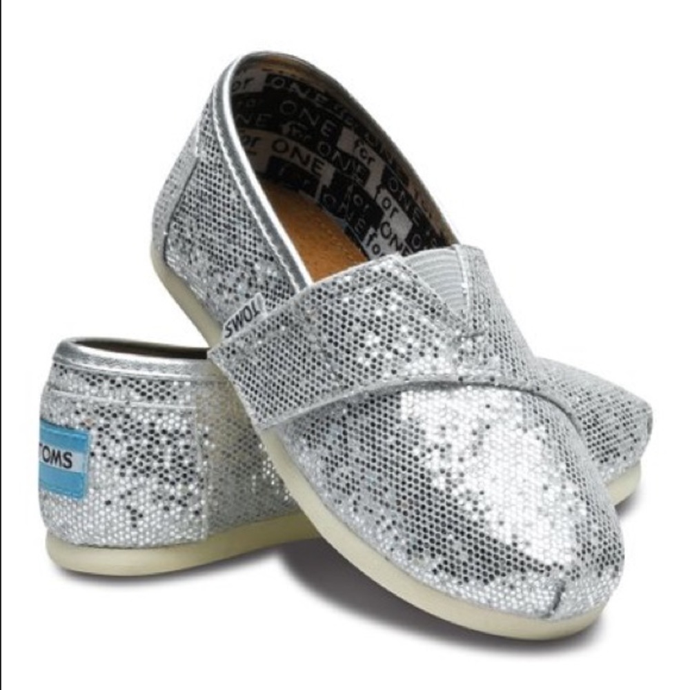 Silver toddler Toms T7